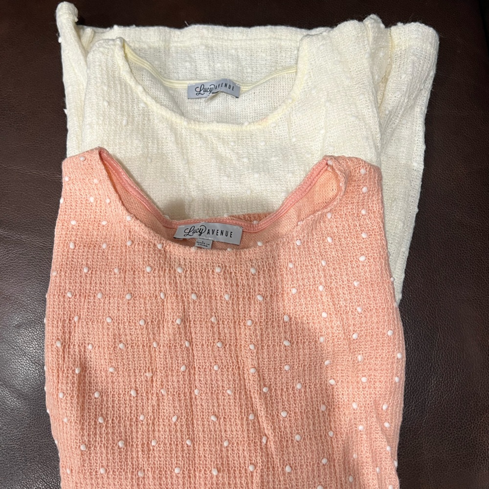 Set of 3 ladies sweaters by Lucy Avenue. All in excellent condition!